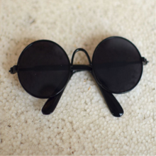 Load image into Gallery viewer, 1PC Newest  Fashion Pet Dog Cat Doll Toy Cool Resin Glasses Pet Sunglasses For BJD Blyth Baby Toy  Photo Props Doll  Accessories
